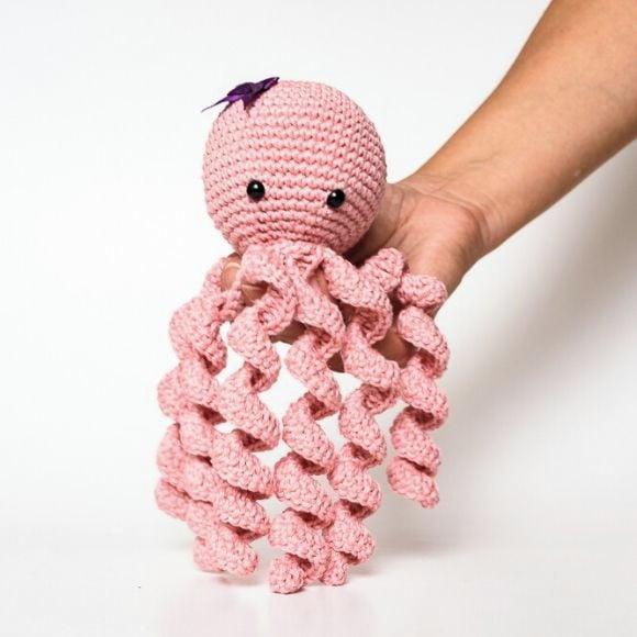 Polvo Rosa para Newborn em Amigurumi