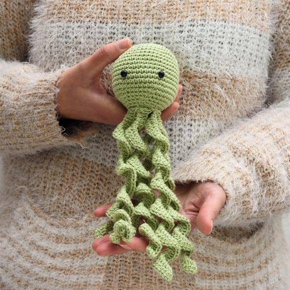 Polvo Verde para Newborn em Amigurumi