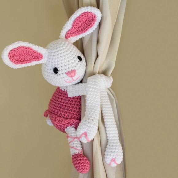 Prendedor de Cortina Coelhinha Bailarina em Amigurumi