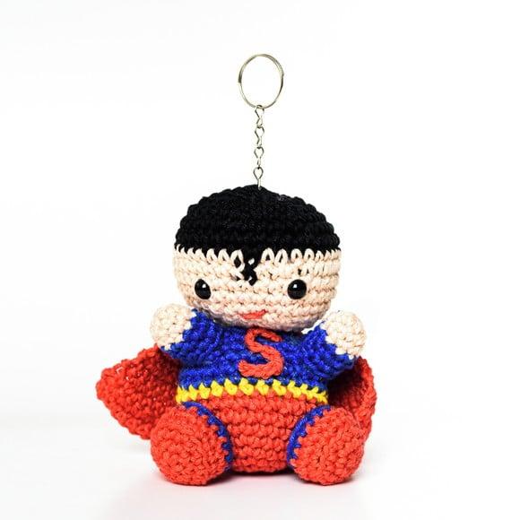 Super Homem em Amigurumi