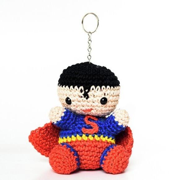 Super Homem em Amigurumi