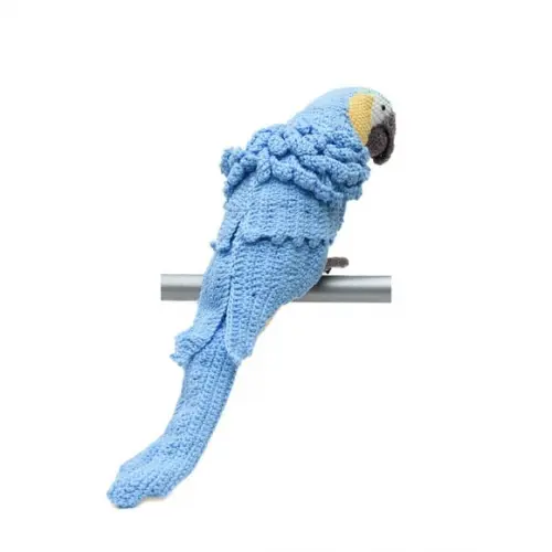 Arara em Amigurumi