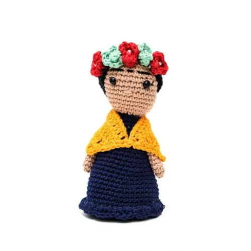 Boneca Frida Kahlo em Amigurumi