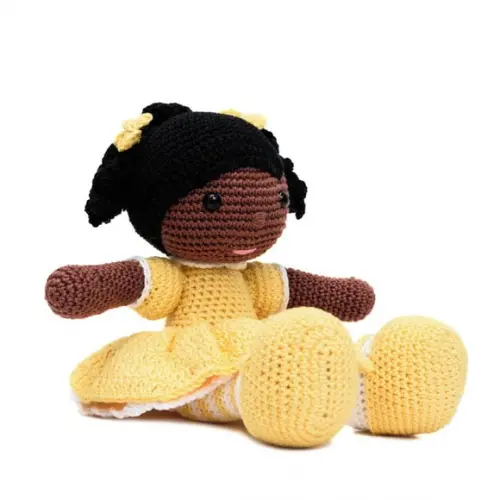 Boneca Mirna em Amigurumi