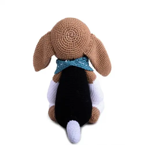 Cachorro Beagle Escuro em Amigurumi