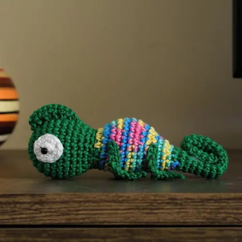 Camaleão Verde Escuro em Amigurumi