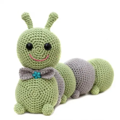 Centopéia Cinza em Amigurumi