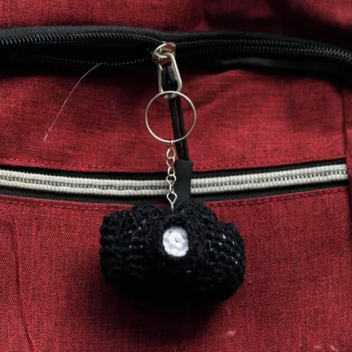 Chaveiro Câmera Fotográfica em Amigurumi