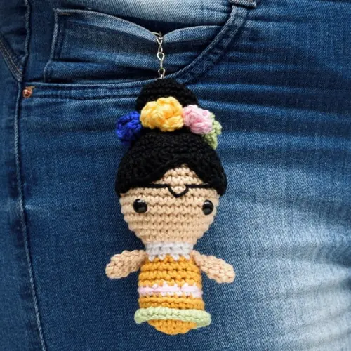 Chaveiro Frida Kahlo em Amigurumi
