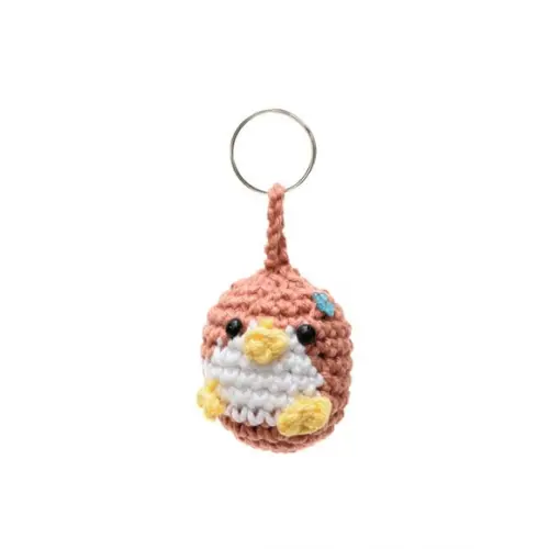 Chaveiro Mini Pinguim em Amigurumi