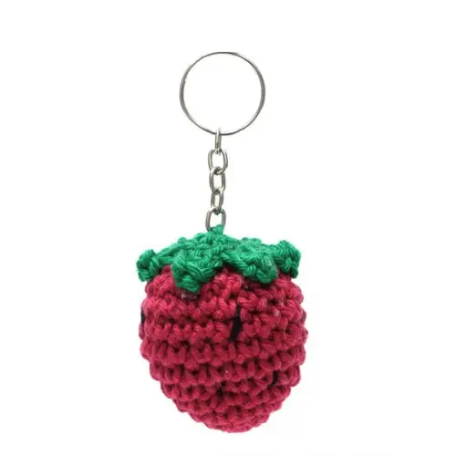 Chaveiro Morango em Amigurumi