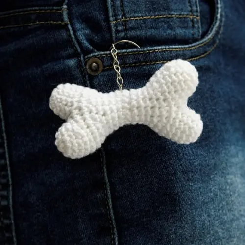 Chaveiro Osso em Amigurumi