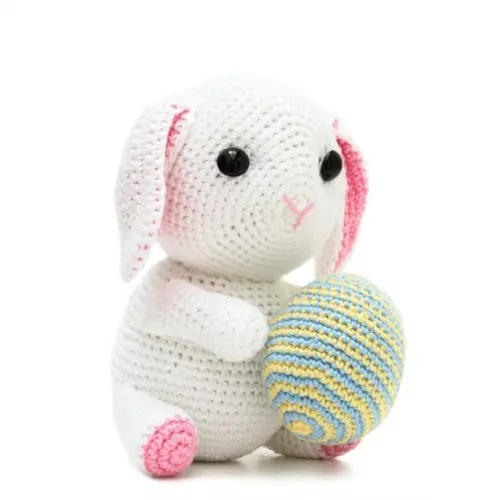 Coelho com Ovo em Amigurumi