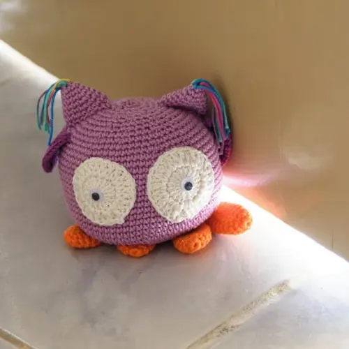 Coruja Peso de Porta em Amigurumi