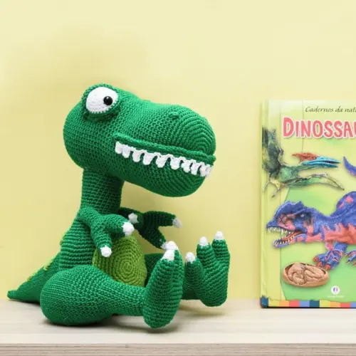 Dinossauro T-rex em Amigurumi