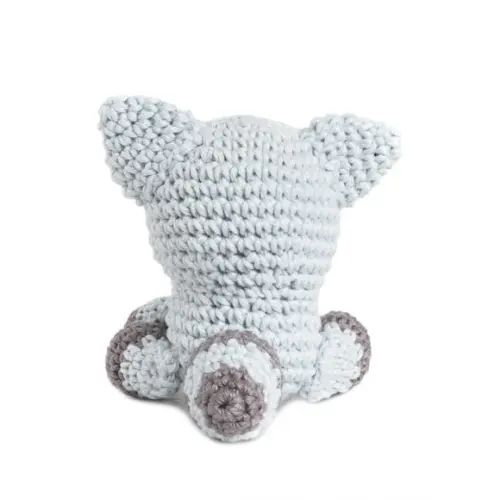 Filhote de Guaxinim em Amigurumi