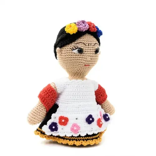 Frida Kahlo Costureira em Amigurumi