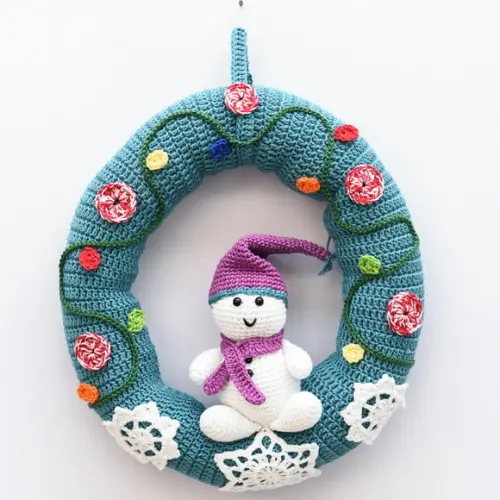 Guirlanda Boneco de Neve em Amigurumi