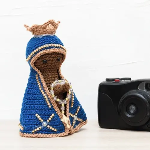 Nossa Senhora Aparecida em Amigurumi
