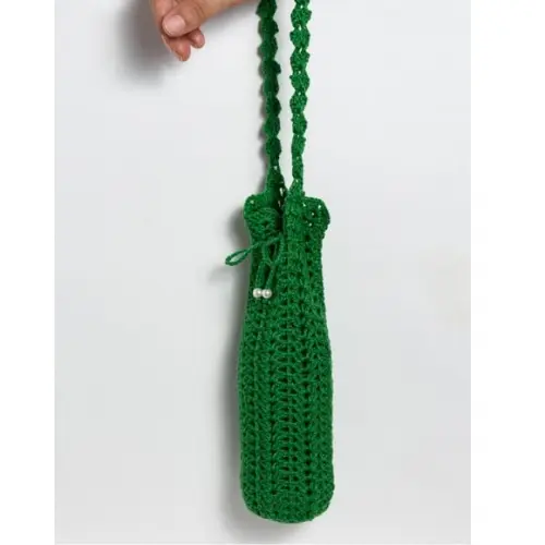 Porta garrafa de água verde em crochê
