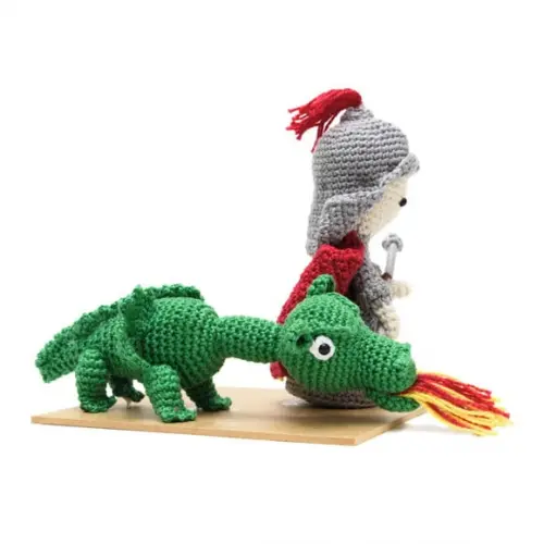 São Jorge e o Dragão em Amigurumi