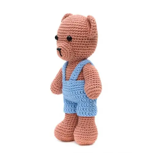 Urso de Jardineira em Amigurumi