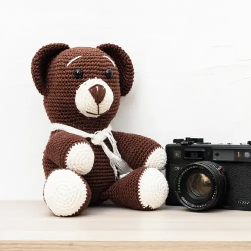 Urso Marrom de Manta em Amigurumi