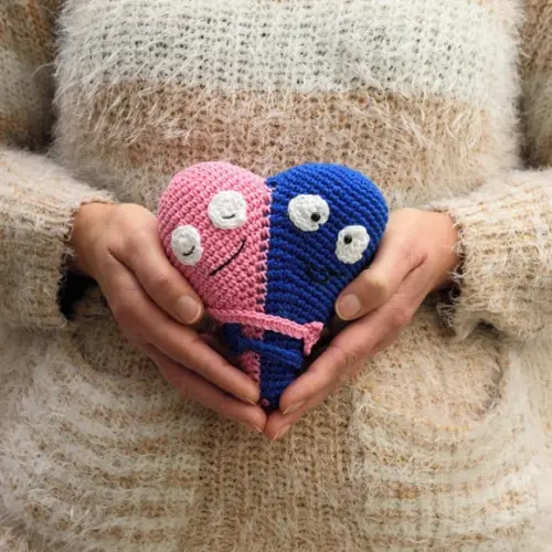 Abraço do Coração em Amigurumi