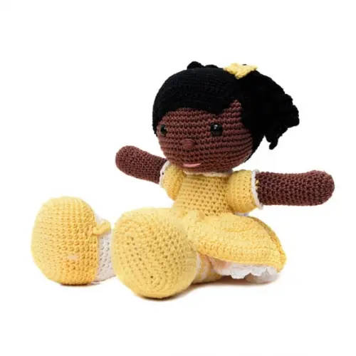 Boneca Mirna em Amigurumi