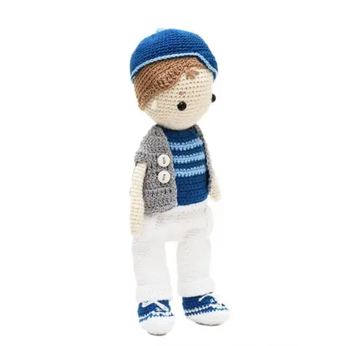 Boneco Jonathan em Amigurumi
