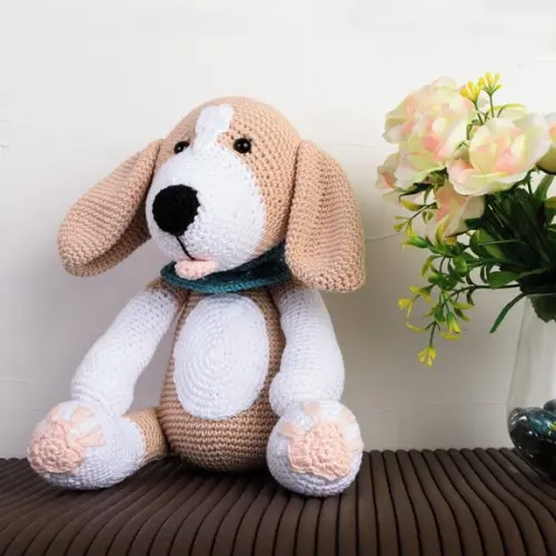 Cachorro Beagle em Amigurumi