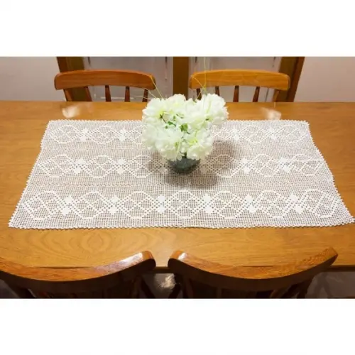 Caminho de Mesa em Crochê Branco