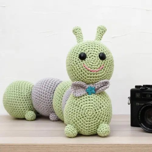 Centopéia Cinza em Amigurumi