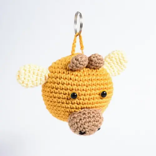 Chaveiro Cabeça Vaca Jersei em Amigurumi