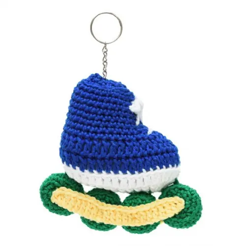 Chaveiro Patins em Amigurumi