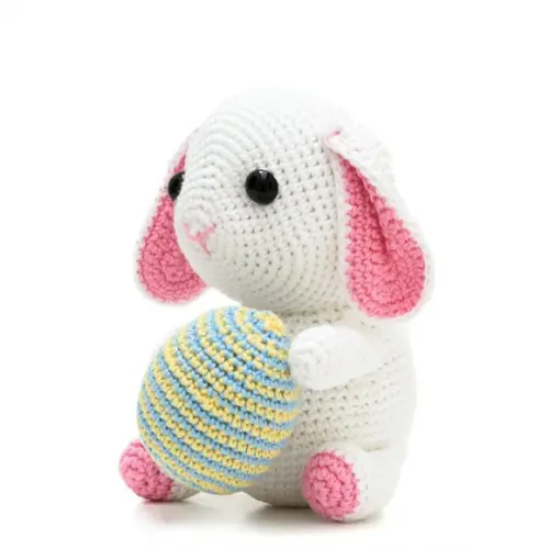 Coelho com Ovo em Amigurumi