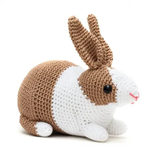 Coelho Holandês Fofo em Amigurumi