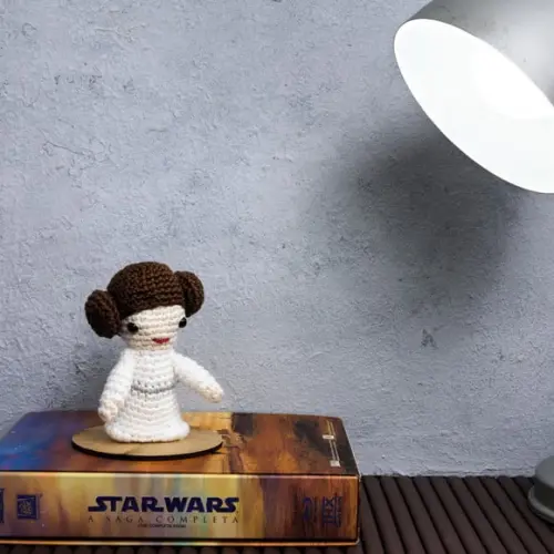 Coleção Star Wars - Princesa Leia em Amigurumi
