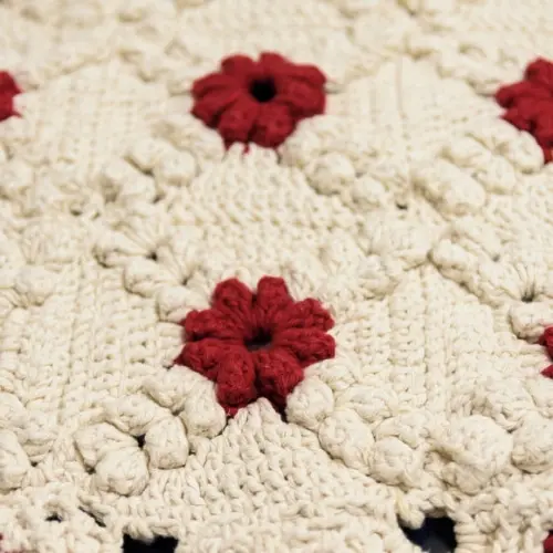 Conjunto para Banheiro em Crochê Flor Vermelha