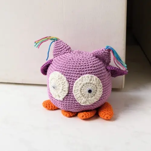 Coruja Peso de Porta em Amigurumi