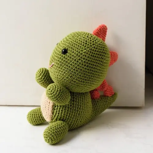 Dinossauro Peso de Porta em Amigurumi