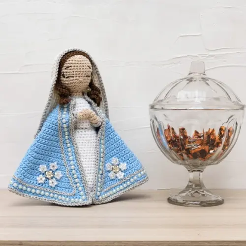 Maria em Amigurumi