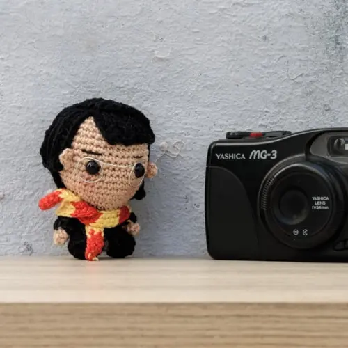 Mini Harry Potter em Amigurumi