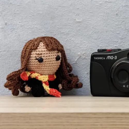 Mini Hermione do Harry Potter em Amigurumi