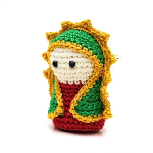 Mini Nossa Senhora de Guadalupe em Amigurumi
