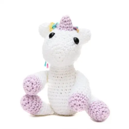 Mini Unicórnio Sentado em Amigurumi