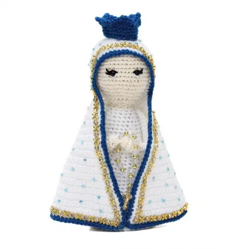 Nossa Senhora com Manto Branco em Amigurumi