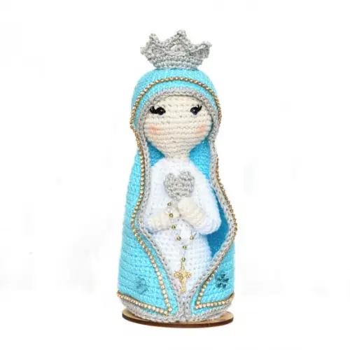 Nossa Senhora Azul Céu em Amigurumi