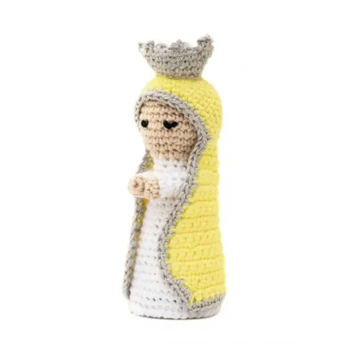 Nossa Senhora Manto Amarelo em Amigurumi