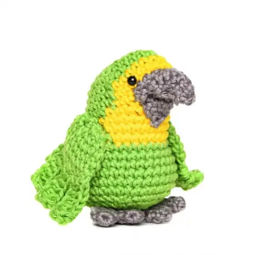 Papagaio Verde e Amarelo em Amigurumi